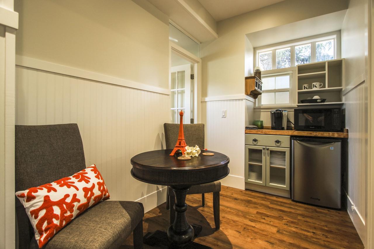 Kelowna Bed & Breakfast - Chatham House Exterior photo